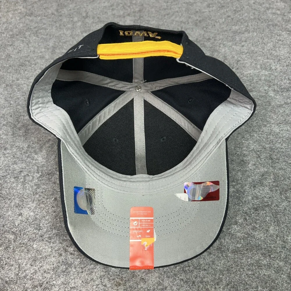 Iowa Hawkeyes Hat Cap Strap Back‎ One Size Black Yellow NCAA Football Nike Mens